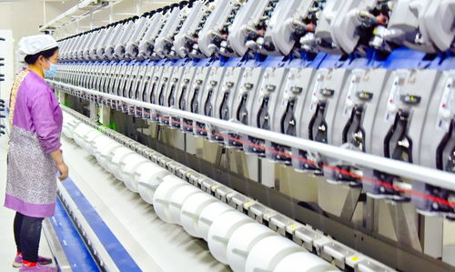 促進(jìn)數(shù)字技術(shù)與制造業(yè)深度融合，讓中國智造釋放更多活力